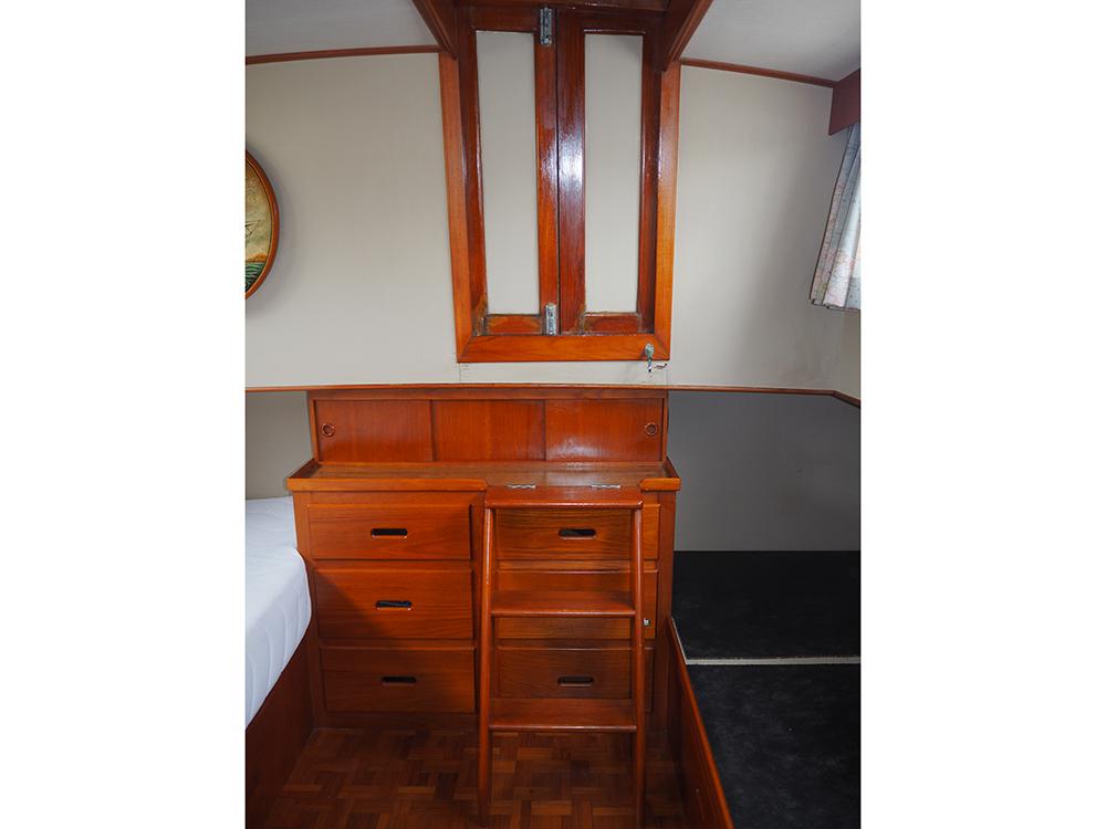 Aft cabin, Accommodation